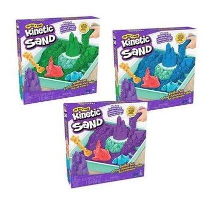 Kinetic sand, playset castelli di sabbia assortito, sabbia cinetica con base di gioco, sabbia magica, sabbia colorata a sorpresa 454gr, 3 formine incluse, giocattoli per bambini e bambine, 3+ anni - KINETIC SAND