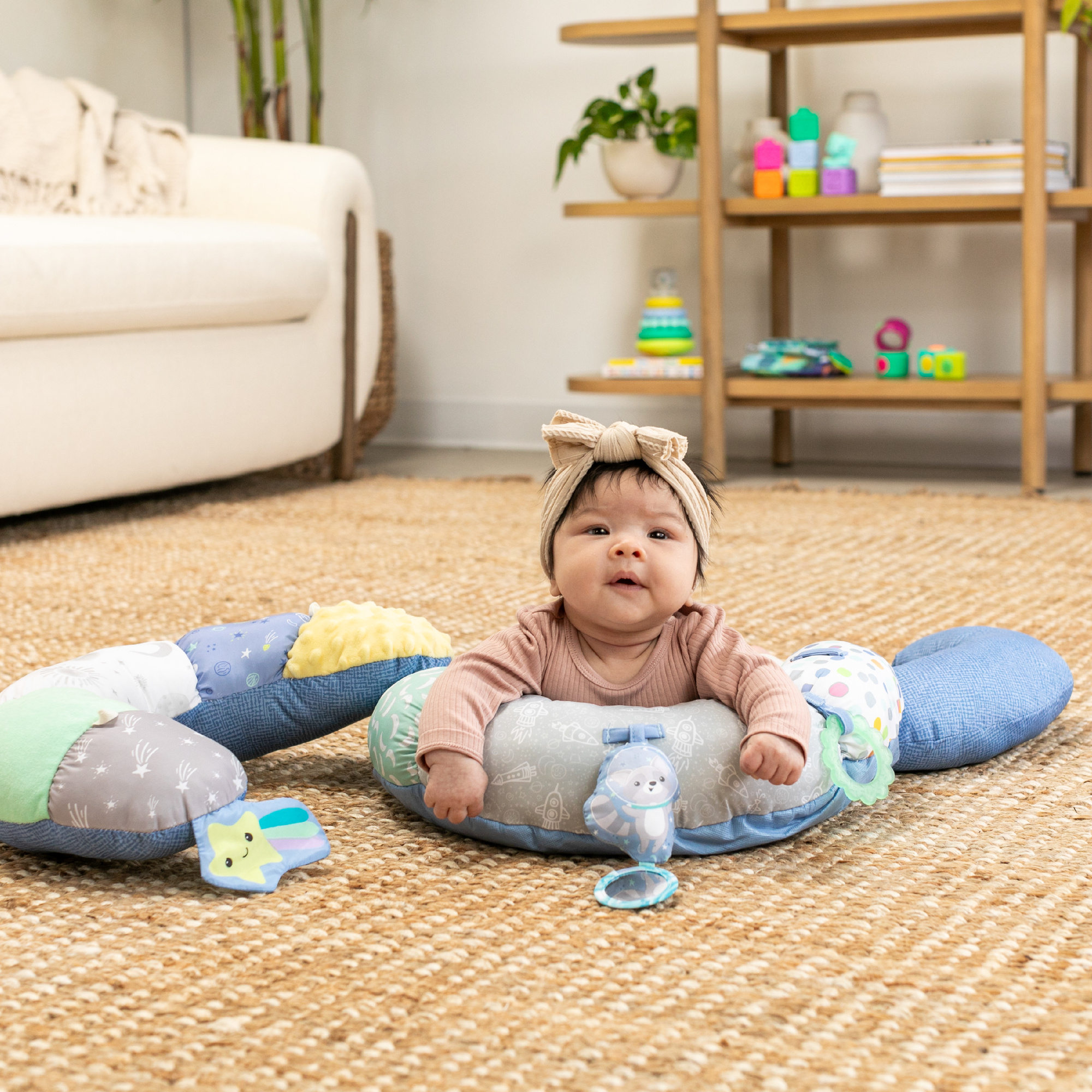 Supporto neonato 2-in-1 tummy time & seated support - comfort e gioco - INFANTINO