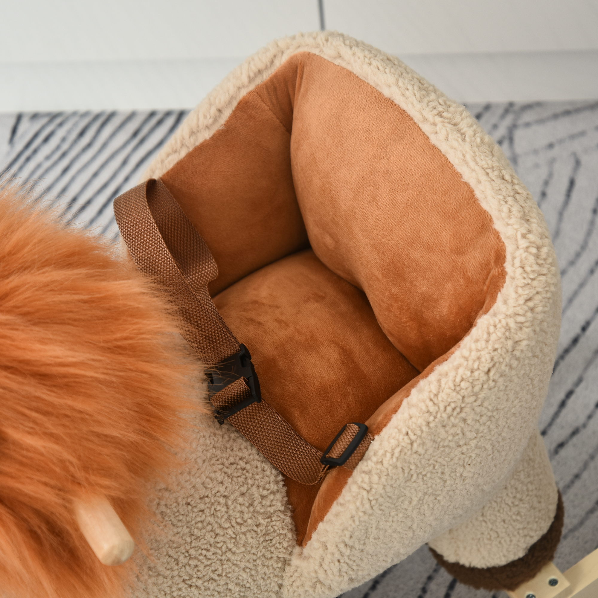 Dondolo giocattolo a forma di leone per bambini 18-36 mesi, ruggisce (3 batterie incluse), in legno e peluche - 