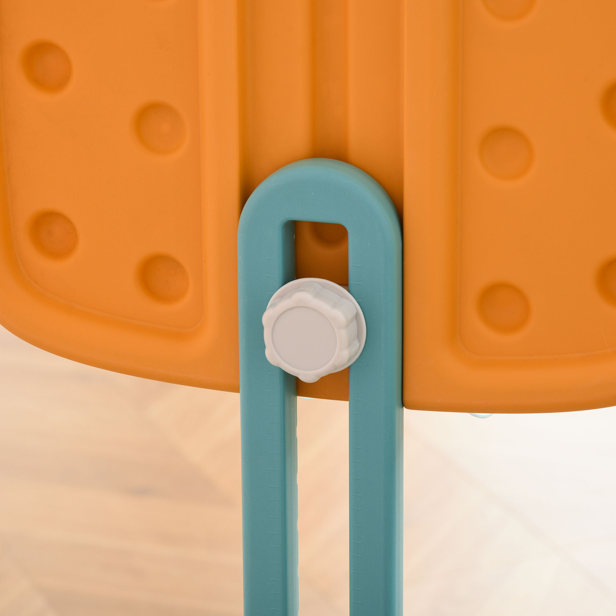 Scivolo per bambini 4 anni max con altalena, canestro, porta e anelli, in hdpe e pp, 210x186x133 cm - 