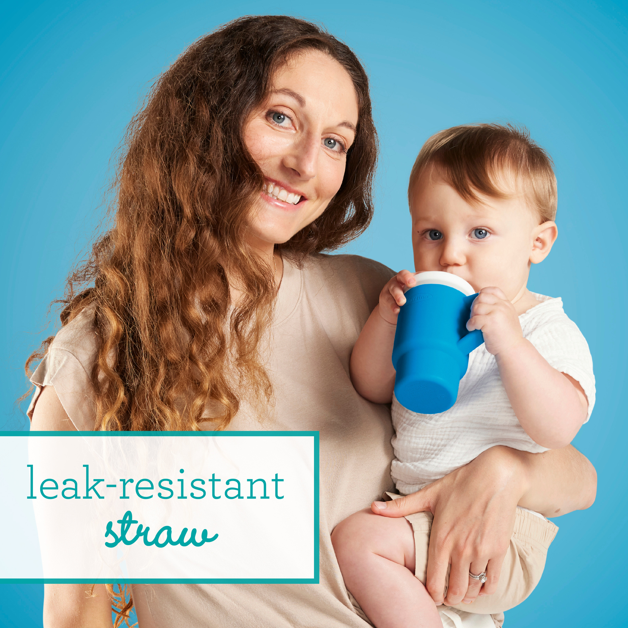 Bicchierino assortito in silicone morbido per bambini - primo bicchiere con beccuccio - INFANTINO