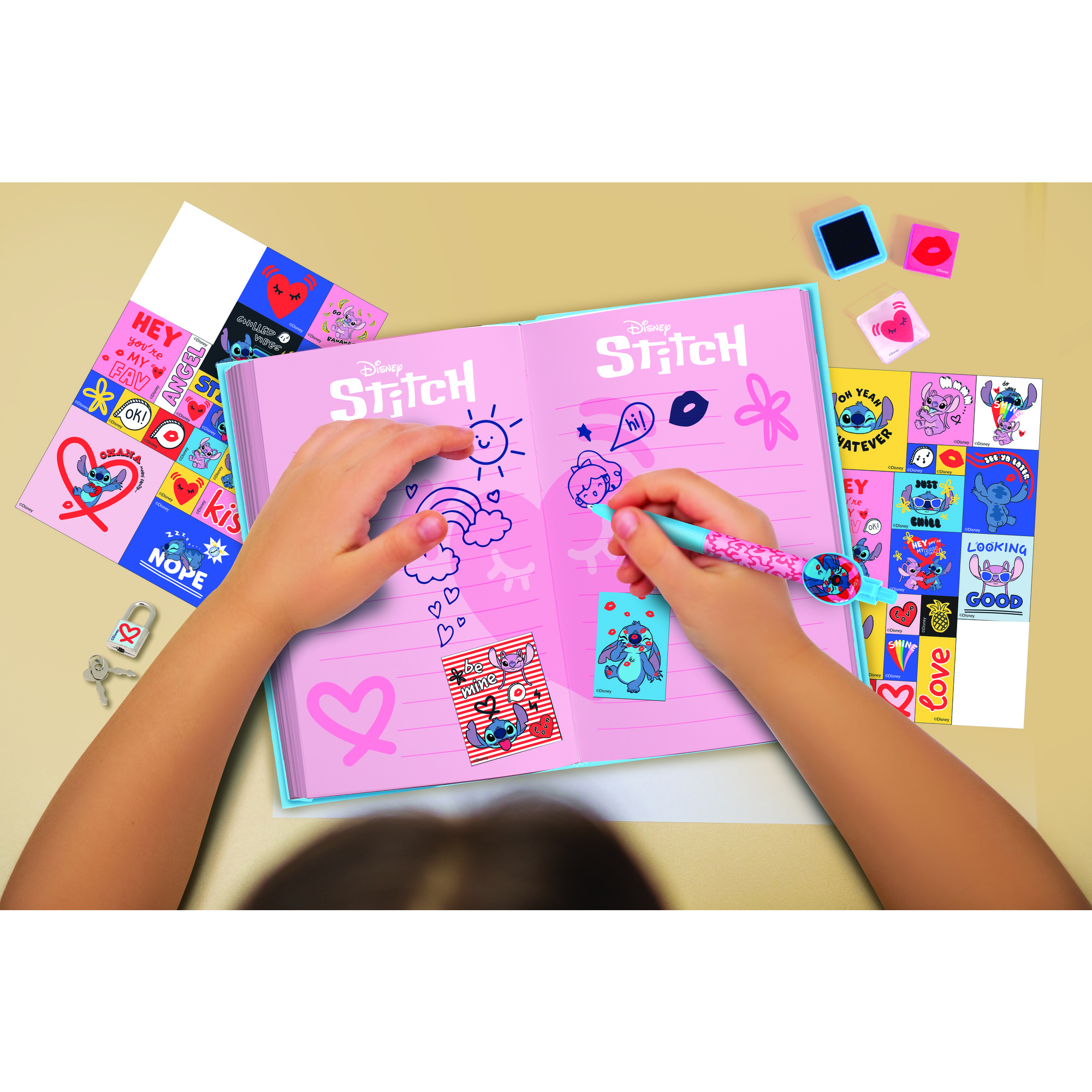 Set creativo mega art set 80 pezzi stitch disney - Disney Stitch