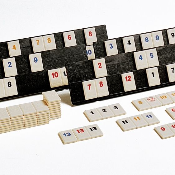 Ravensburger - rummikub classic, gioco da tavolo, da 2 a 4 giocatori, 7+ anni - RAVENSBURGER