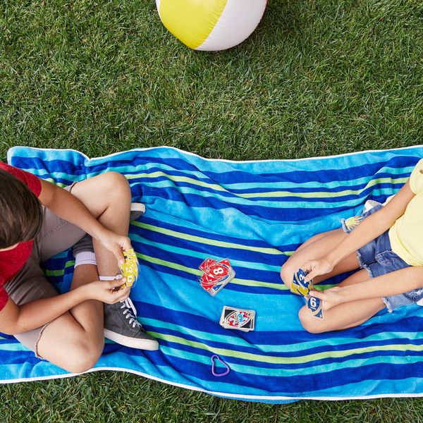 Uno h2o to go - gioco di carte impermeabile per tutta la famiglia - MATTEL GAMES, UNO