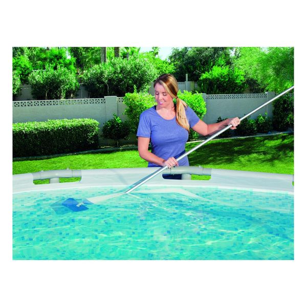 Bestway aspiratore funziona con pompe da 2.006 lt/h e superiori, tubo da mt. 6 e mm. 32  di diametro incluso, ideale per tutte le piscine, asta in alluminio in 4 sezioni, 3 adattatori - Bestway