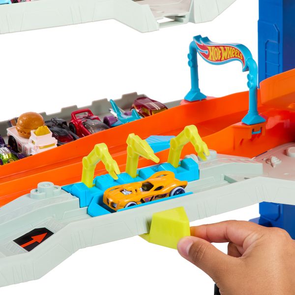 Hot wheels™ city mega garage playset con 2 macchinine die-cast, box per riporre oltre 50 macchinine - Hot Wheels
