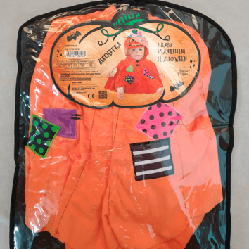 Mantellina zucchetta in morbido tessuto vellutato con simpatiche stampe ed applicazioni ricamate - CARNAVAL QUEEN