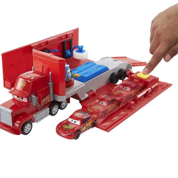 Disney pixar cars - mack trasformabile playset, giocattolo 2 in 1 con camion e officina per la messa a punto, con lanciatore, ponte , giocattolo per bambini 3+ anni - Cars