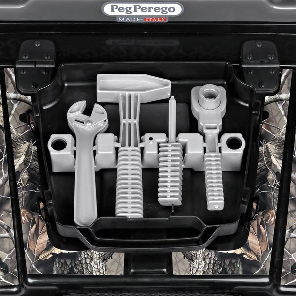 Fuoristrada gaucho pro realtree™ - peg perego il fuoristrada elettrico per un livello superiore di gioco e prestazioni su tutti i terreni! ruote gommate e 2 motori silenziosi con una potenza di ben 840w. 6 anni + - Peg Perego