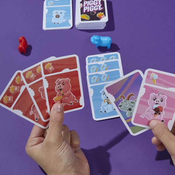Hasbro gaming - piggy piggy, gioco di carte divertente per famiglie, da 2 a 6 giocatori, dai 7 anni in su - HASBRO GAMING