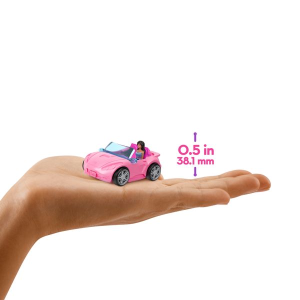 Mini barbieland - auto cabrio decappottabile - set con mini veicolo e bambola con sorpresa cambia colore in acqua - Barbie