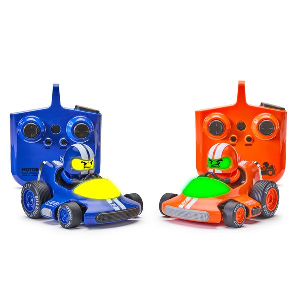 Battaglie rc  team battle racers - auto radiocomandate con luci led, controllo a lungo raggio, e azione multiplayer - Sharper Image