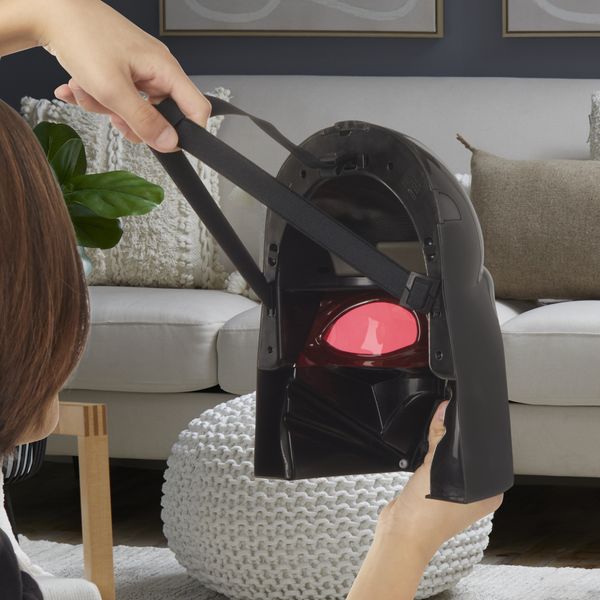 Maschera elettronica darth vader star wars con effetti sonori e frasi, per bambini, accessorio costume con cinghia regolabile, dai 5 anni - Star Wars