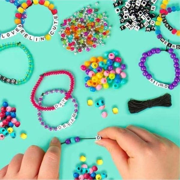 Crayola creations - set crea i tuoi braccialetti alphabet bead – it’s my story, attività creativa e regalo per bambine, da 8 anni - CRAYOLA