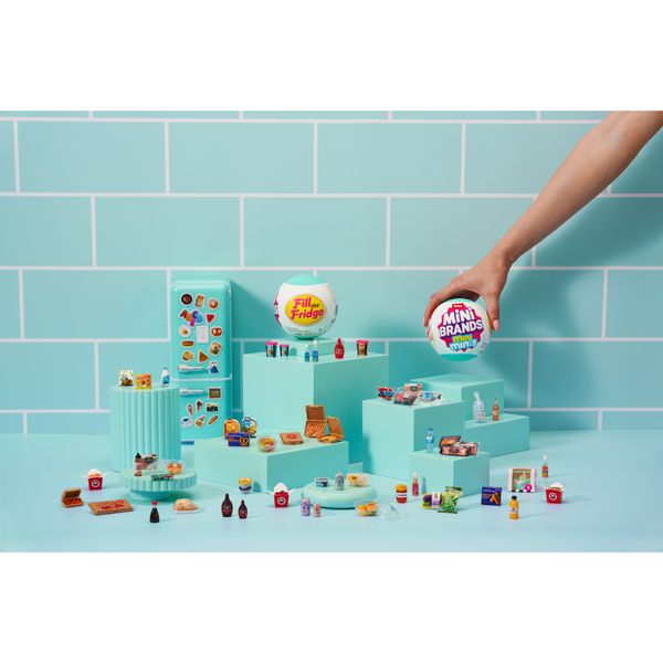 Mini brands – fill the fridge - 2 capsule incluse per creare la tua mini cucina perfetta - MINI BRANDS
