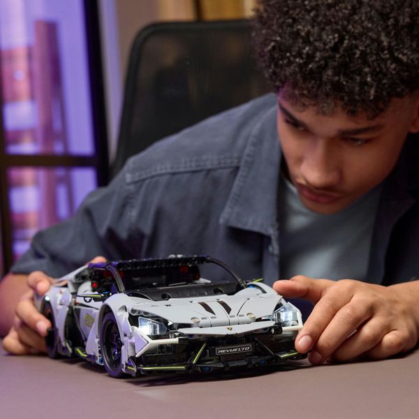 Lego technic 42214 - lamborghini revuelto rc con luci e batteria - LEGO TECHNIC, LEGO