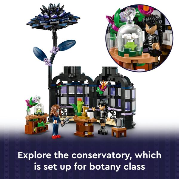 Lego 76784 - wednesday fiore di dalia nero con 2 bamboline, 9+ anni - LEGO