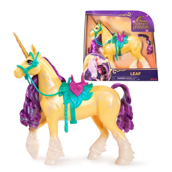 Bambola Unicorn Academy Sophia Power Of Friendship Con Chitarra E Accessori - 24 Cm Con Capelli Arcobaleno E 9 Punti Snodati - Giocattolo Ispirato Alla Serie NETFLIX Per Bambine Dai 4 Anni