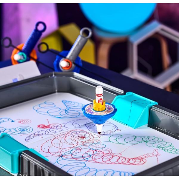Crayola - colourwhirls, la trottola dei colori, set valigetta arena con 4 trottole - CRAYOLA