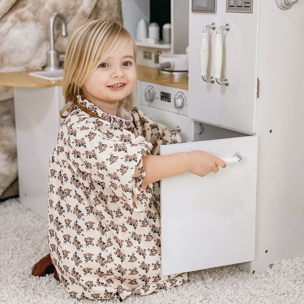 Cucina giocattolo in legno per bambini 3-6 anni con 14 accessori, forno e lavandino, 82x65x87 cm, bianco - 
