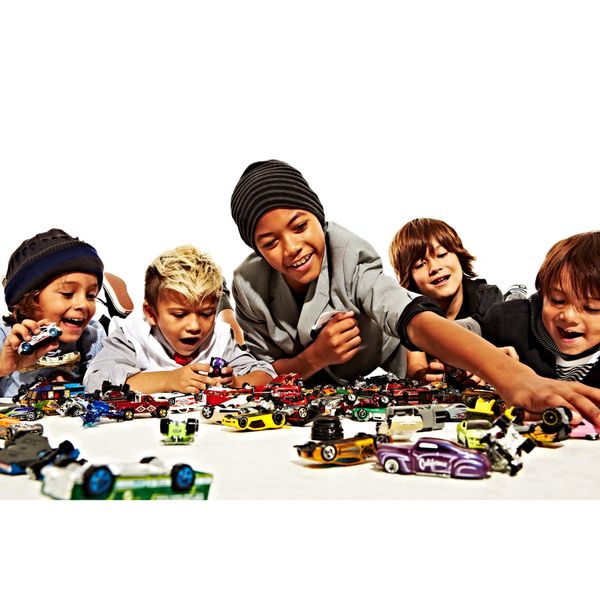 Hot wheels- confezione da 5 macchinine in scala 1:64, veicoli assortiti, 3+anni - Hot Wheels