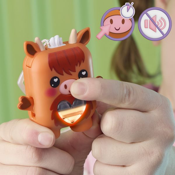 Hasbro nano-mals, cowbert la mucca highlander -  portachiavi interattivo - HASBRO GAMING