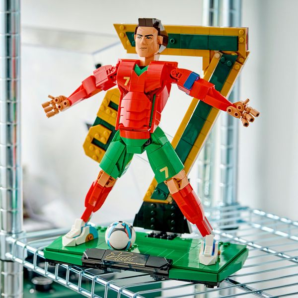 Lego editions football cristiano ronaldo – leggenda del calcio - 43016 - LEGO