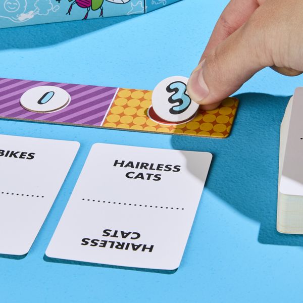 Priorities family – gioco da tavolo per famiglie e amici, divertente e coinvolgente - HASBRO GAMING