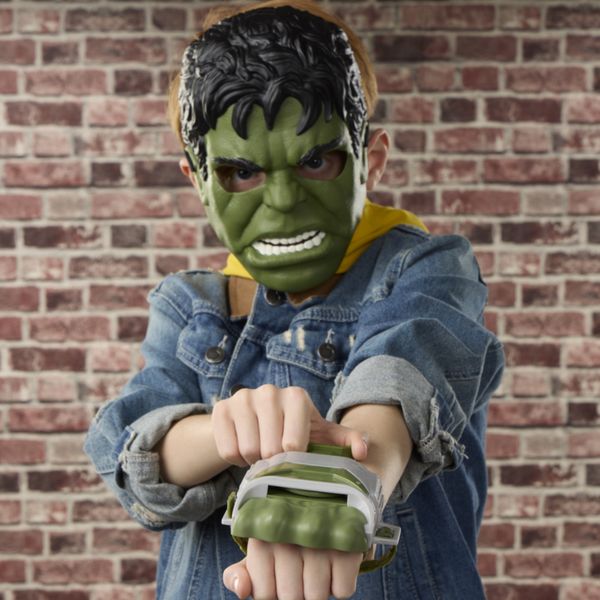 Hasbro marvel, "spider-man: brand new day", set blaster gamma di hulk - Avengers, MARVEL