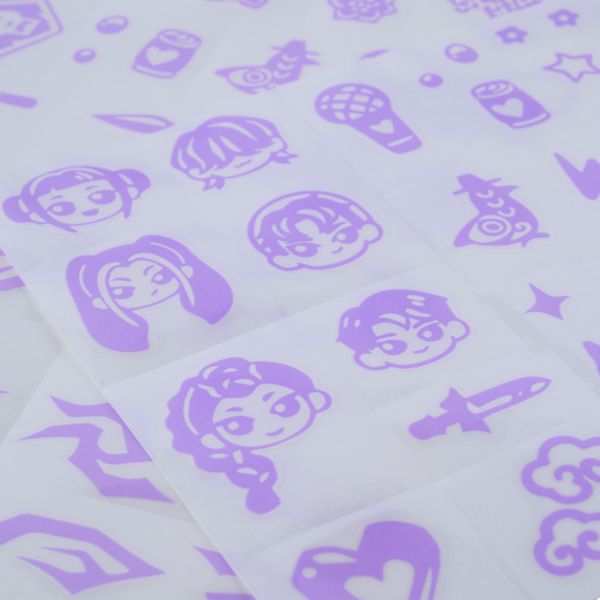 Cool maker, tatuaggi laminati scintillanti kpop demon hunters huntr/x con rullo e 3 lamine, abbina e crea oltre 70 tatuaggi temporanei , 7+ - COOL MAKER