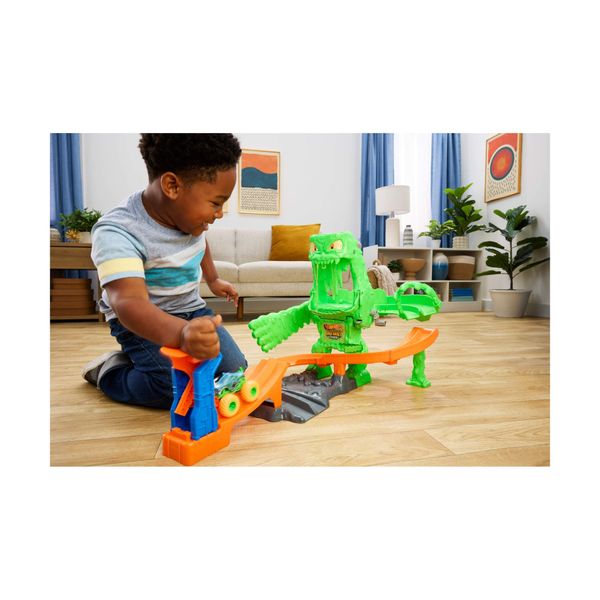 Hot wheels monster trucks mutant chaos monster takedown - Hot Wheels