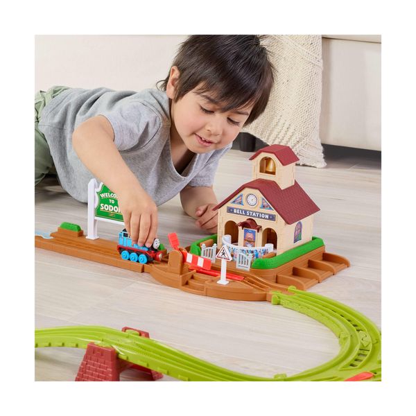 Thomas & friends il trenino thomas pista stazione suona la campana - DISNEY PRINCESS, THOMAS & FRIENDS