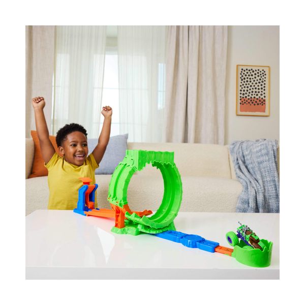 Hot wheels monster trucks mutant chaos - Hot Wheels