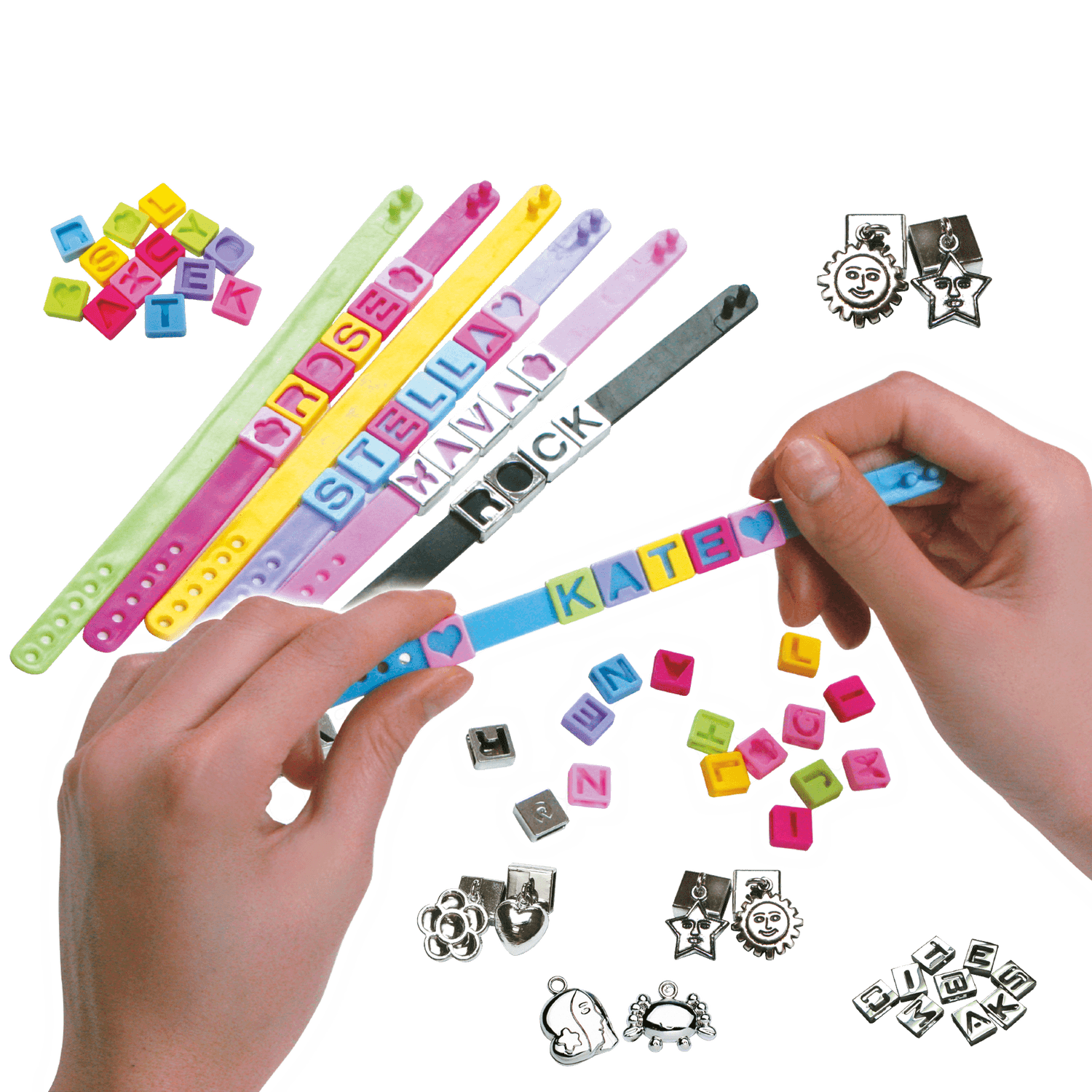 Creamania crea braccialetti lettere, numeri e decorazioni - CREA MANIA