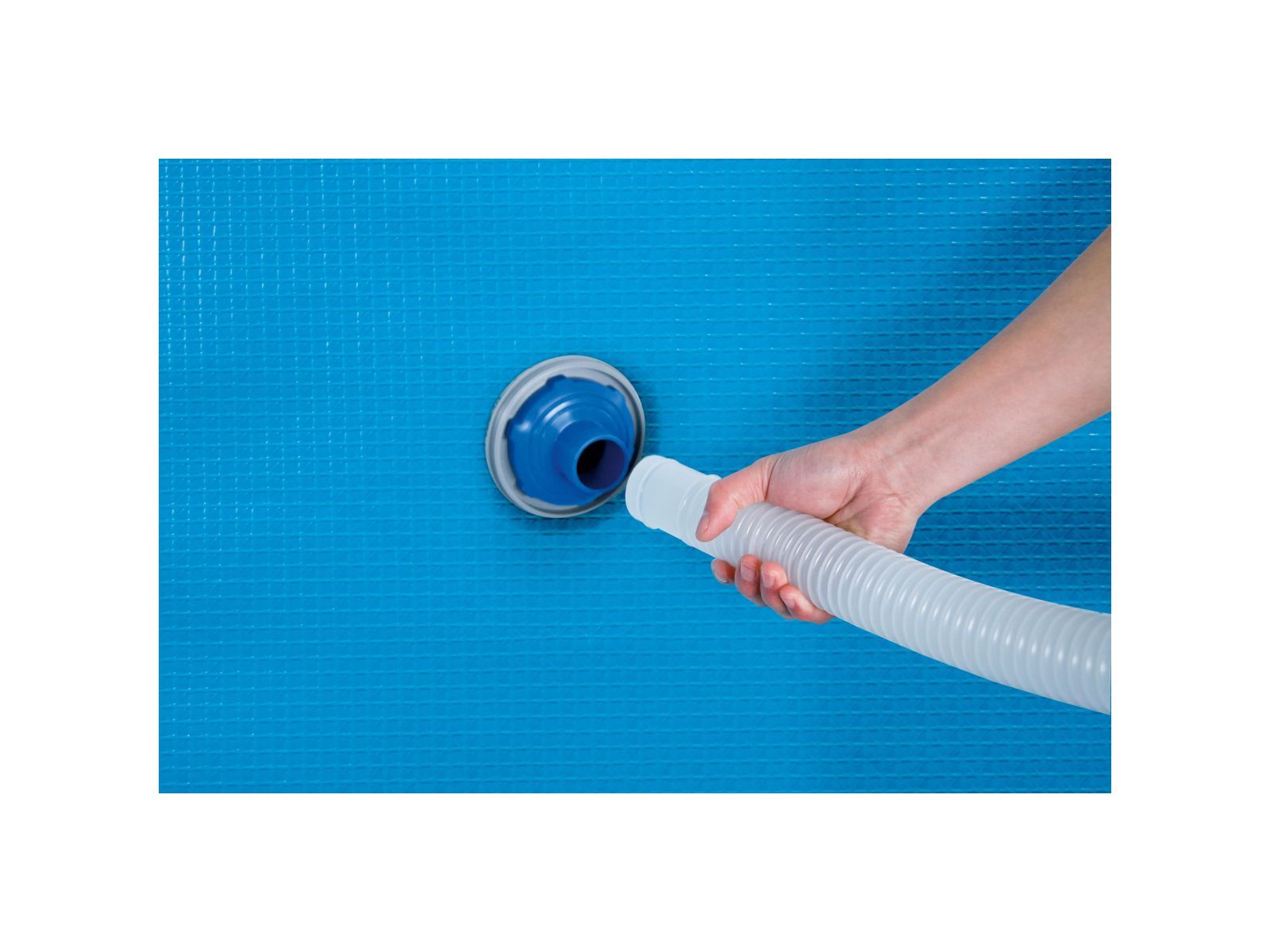 Bestway skimmer da parete funziona con pompe da 3.028 lt/h in su, ideale per piscine rettangolari e ovali da 457 cm o maggiori - Bestway