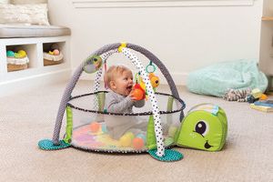 Palestrina e piscinetta con palline - INFANTINO