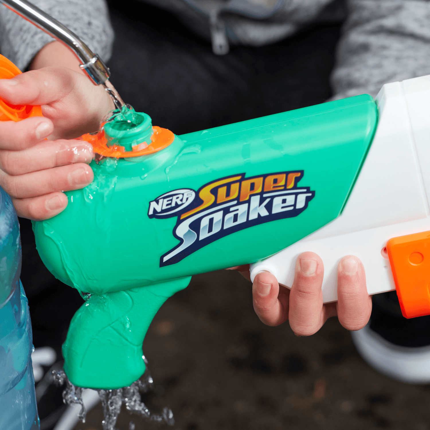 Nerf super soaker - hydro frenzy, blaster ad acqua 3-in-1, con bocchetta regolabile e 2 tubi lancia-acqua - NERF