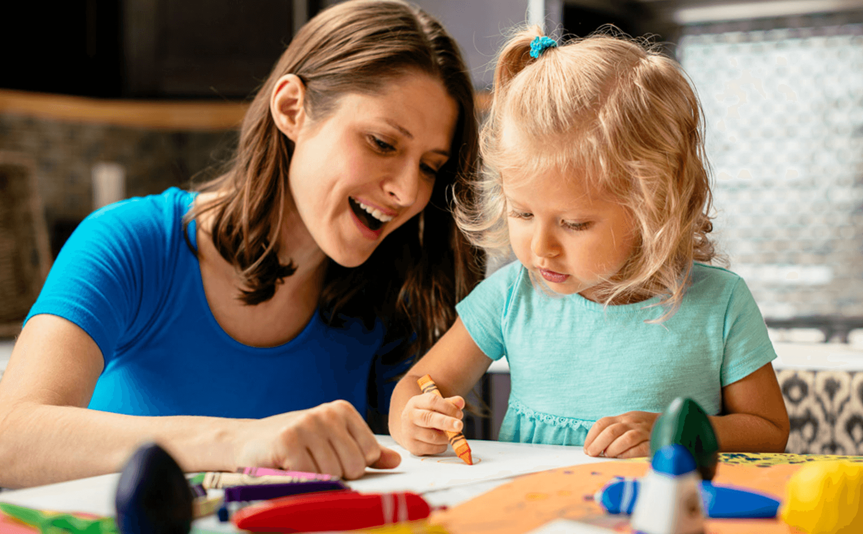 Crayola mini kids - maxi pagine da colorare - album con 18 pagine da colorare con 4 pennarelli super lavabili adatti ai bambini dai 18 mesi - 25-1045 - CRAYOLA