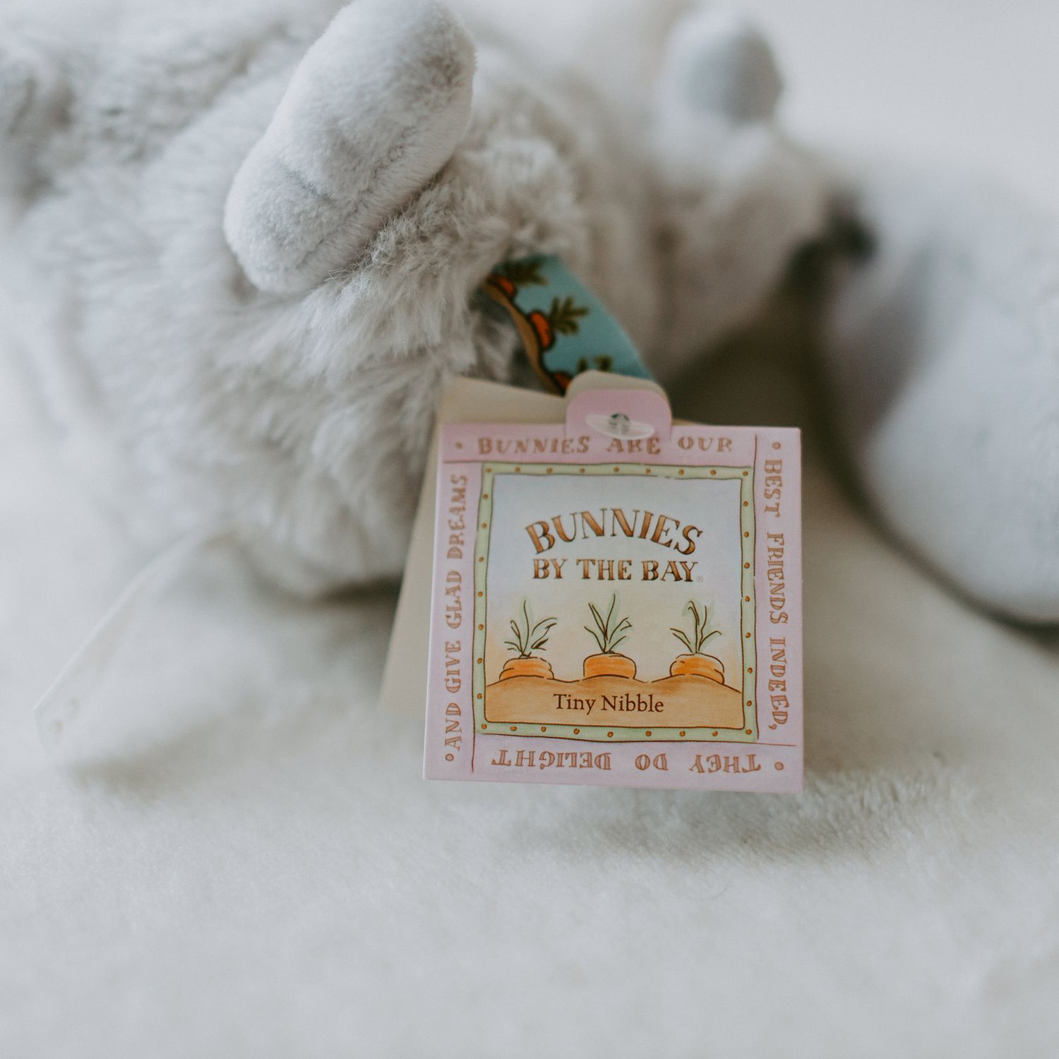 Peluche tiny nibble gray bunny 20 cm - Bunnies By The Bay