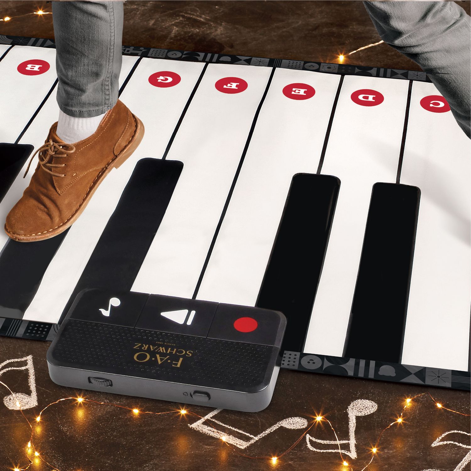 Giant dance on piano mat - FAO Schwarz