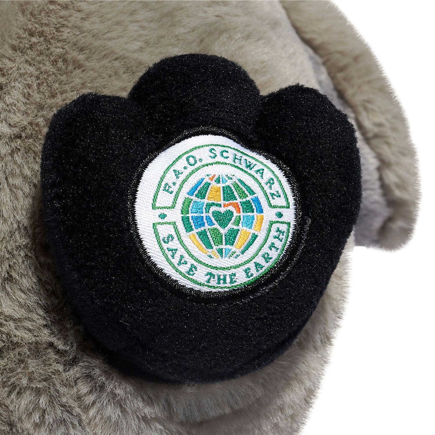 Pinguino di peluche planet love 100% da plastica riciclata, 25 cm - FAO Schwarz