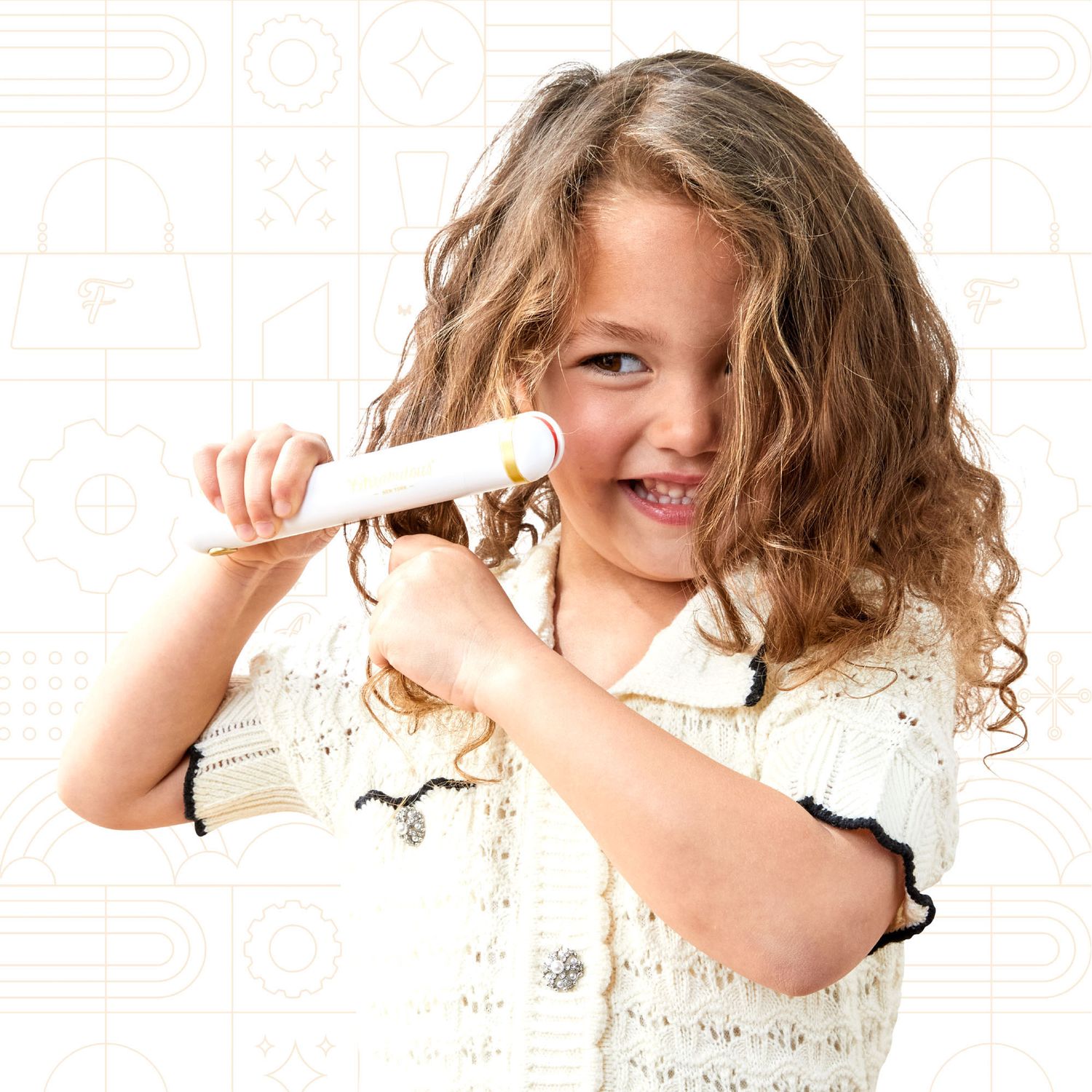 Kit hair stylist pampered play hair pro - FAO Schwarz