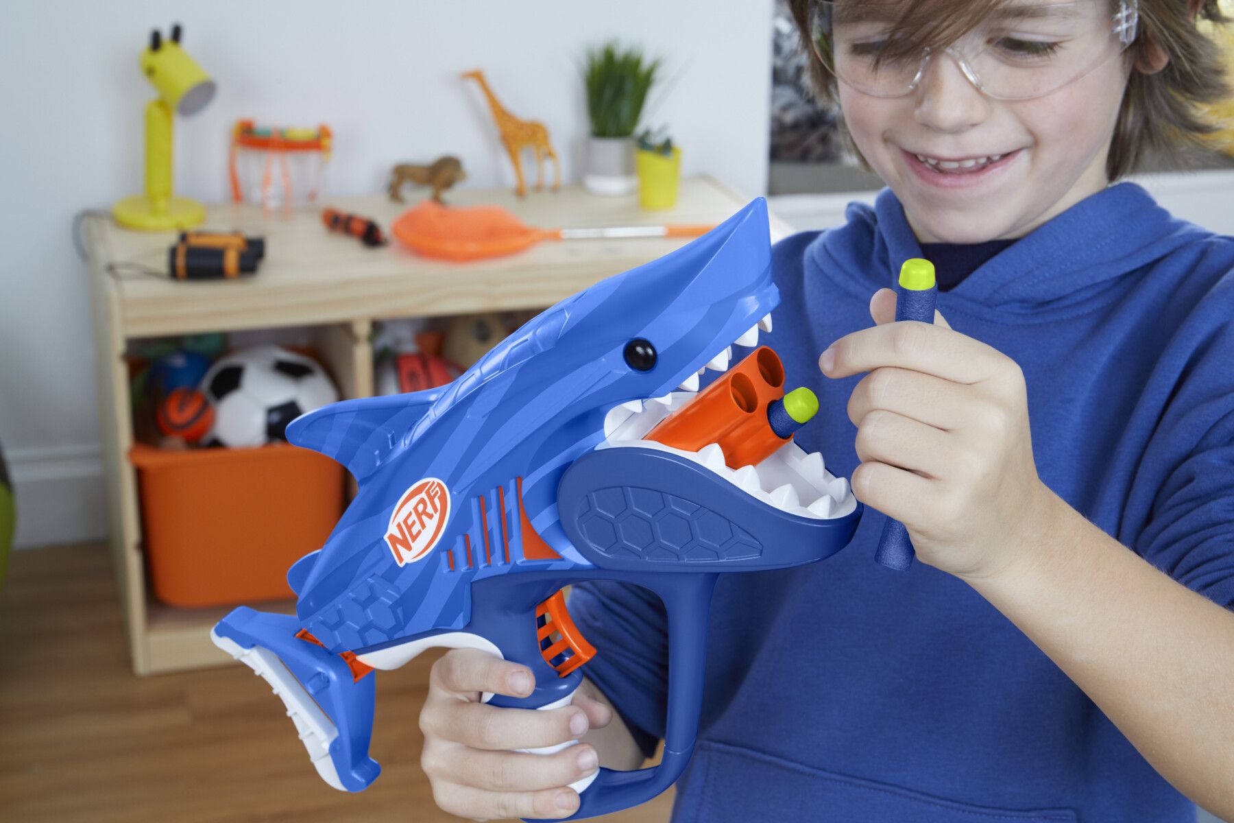 Nerf junior wild - sharkfire, blaster a forma di squalo, facile da usare - NERF