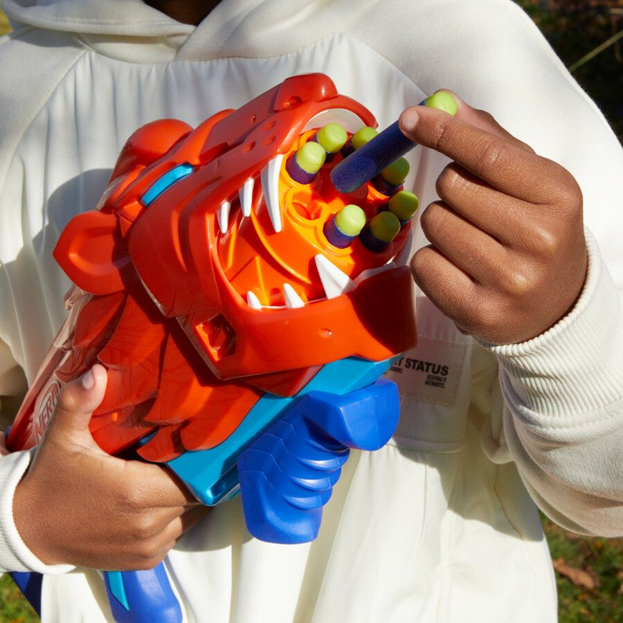 Nerf junior wild - lionfury, blaster a forma di leone, facile da usare - NERF