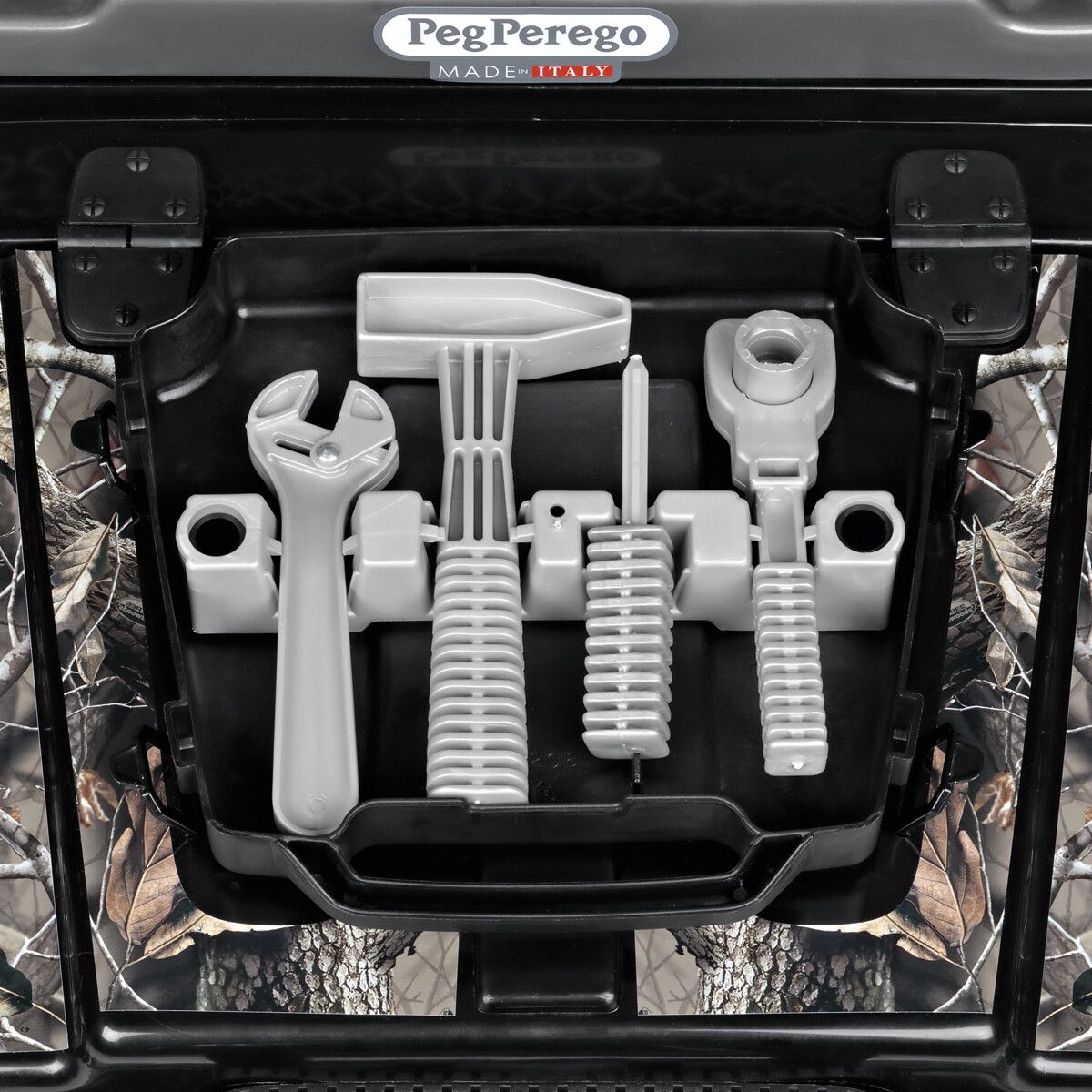 Fuoristrada gaucho pro realtree™ - peg perego il fuoristrada elettrico per un livello superiore di gioco e prestazioni su tutti i terreni! ruote gommate e 2 motori silenziosi con una potenza di ben 840w. 6 anni + - Peg Perego