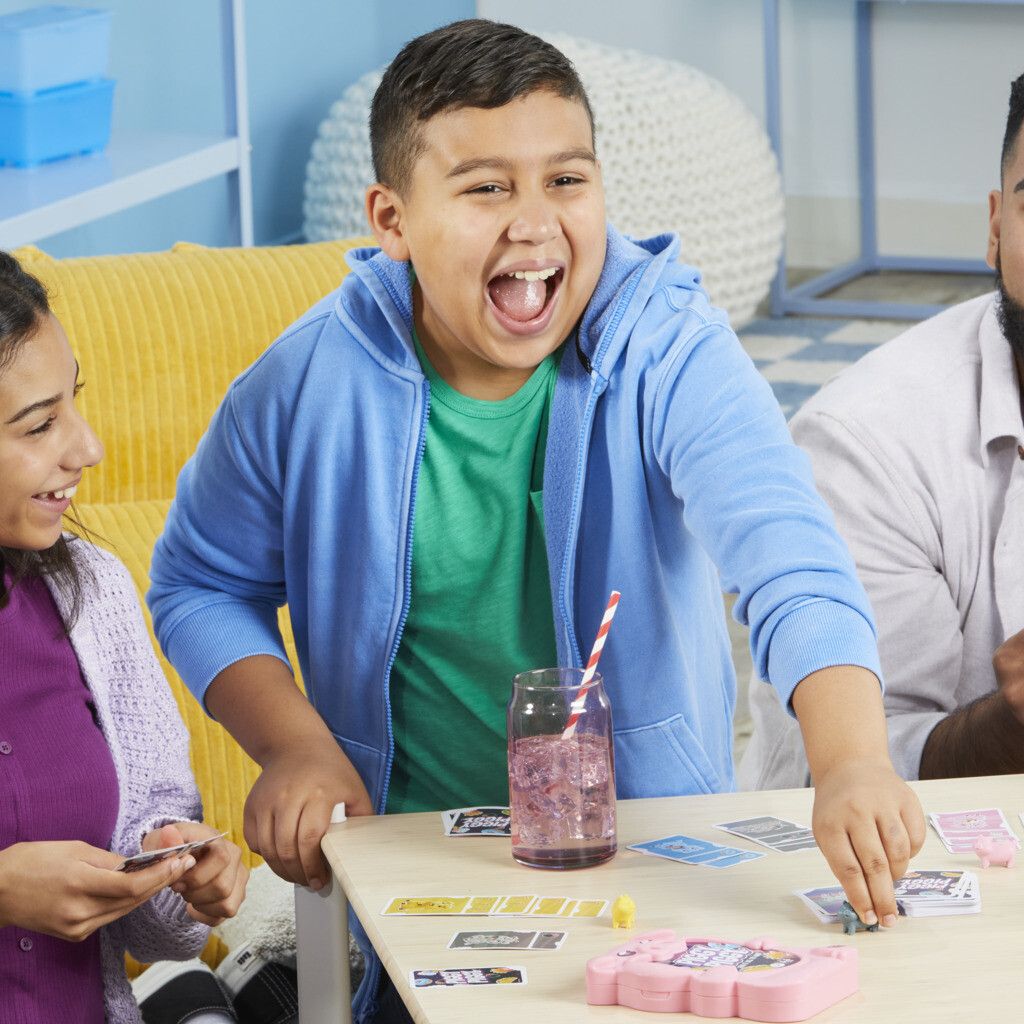 Hasbro gaming - piggy piggy, gioco di carte divertente per famiglie, da 2 a 6 giocatori, dai 7 anni in su - HASBRO GAMING