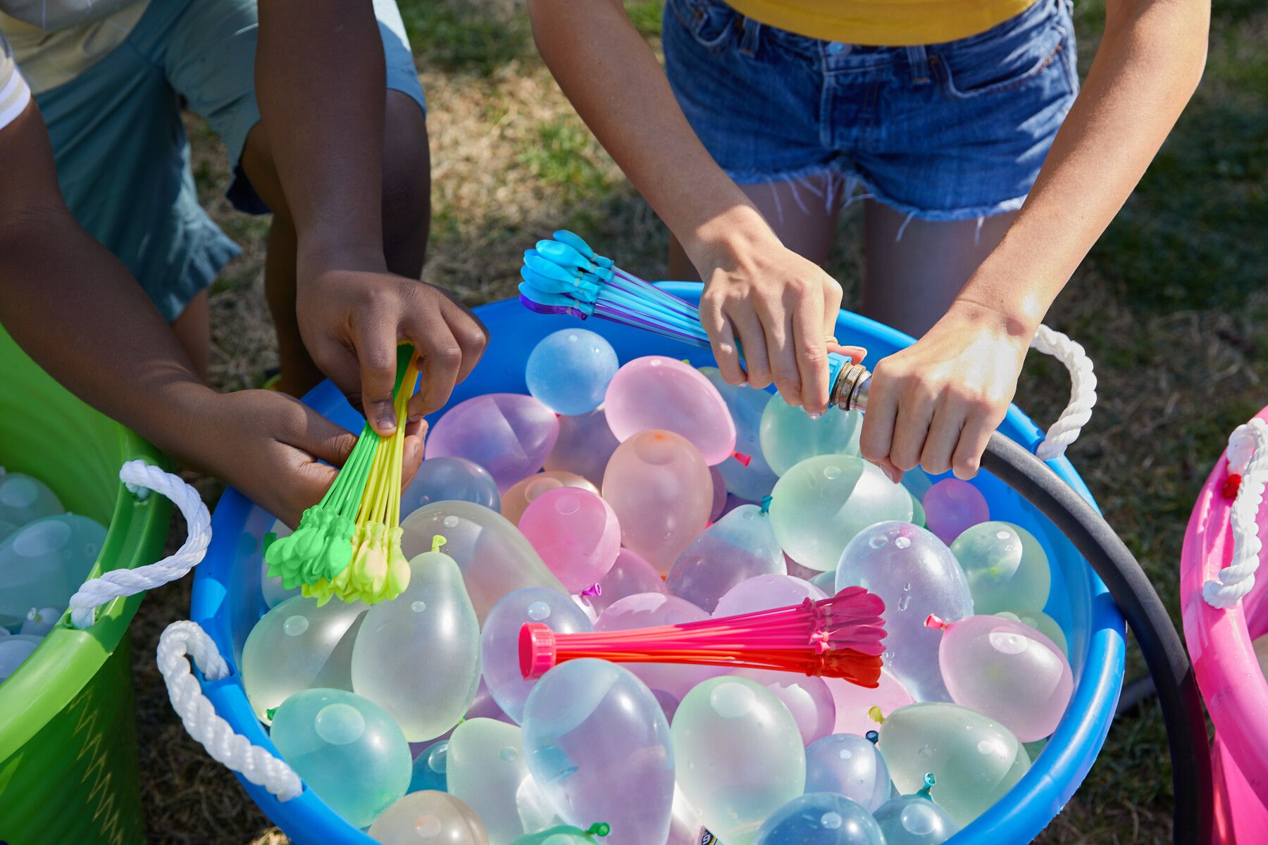 Oltre 100 gavettoni a riempimento rapido che si chiudono da soli bunch o balloons tropical party (confezione da 3) - 