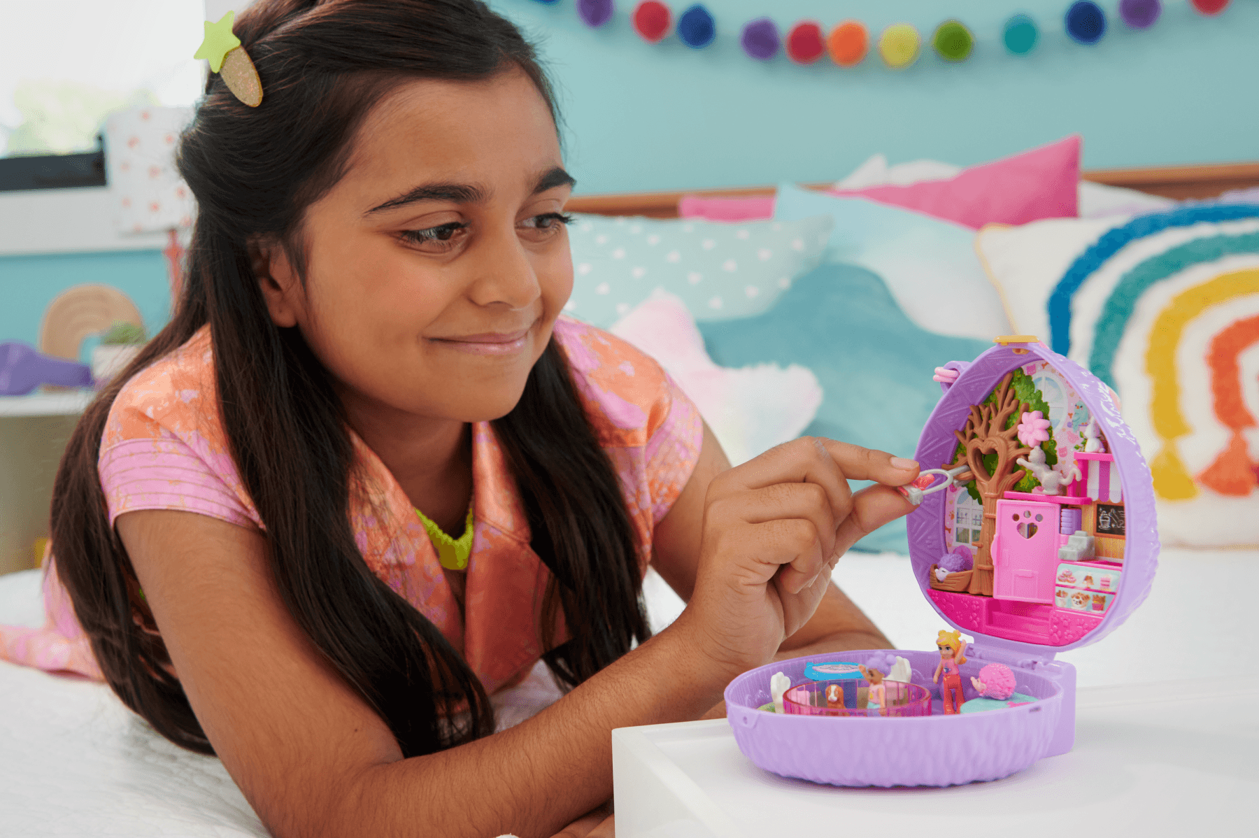 Polly pocket - cofanetto caffetteria del riccio, playset da viaggio con esterno interattivo, 2 micro bambole e 12 accessori inclusi - Polly Pocket
