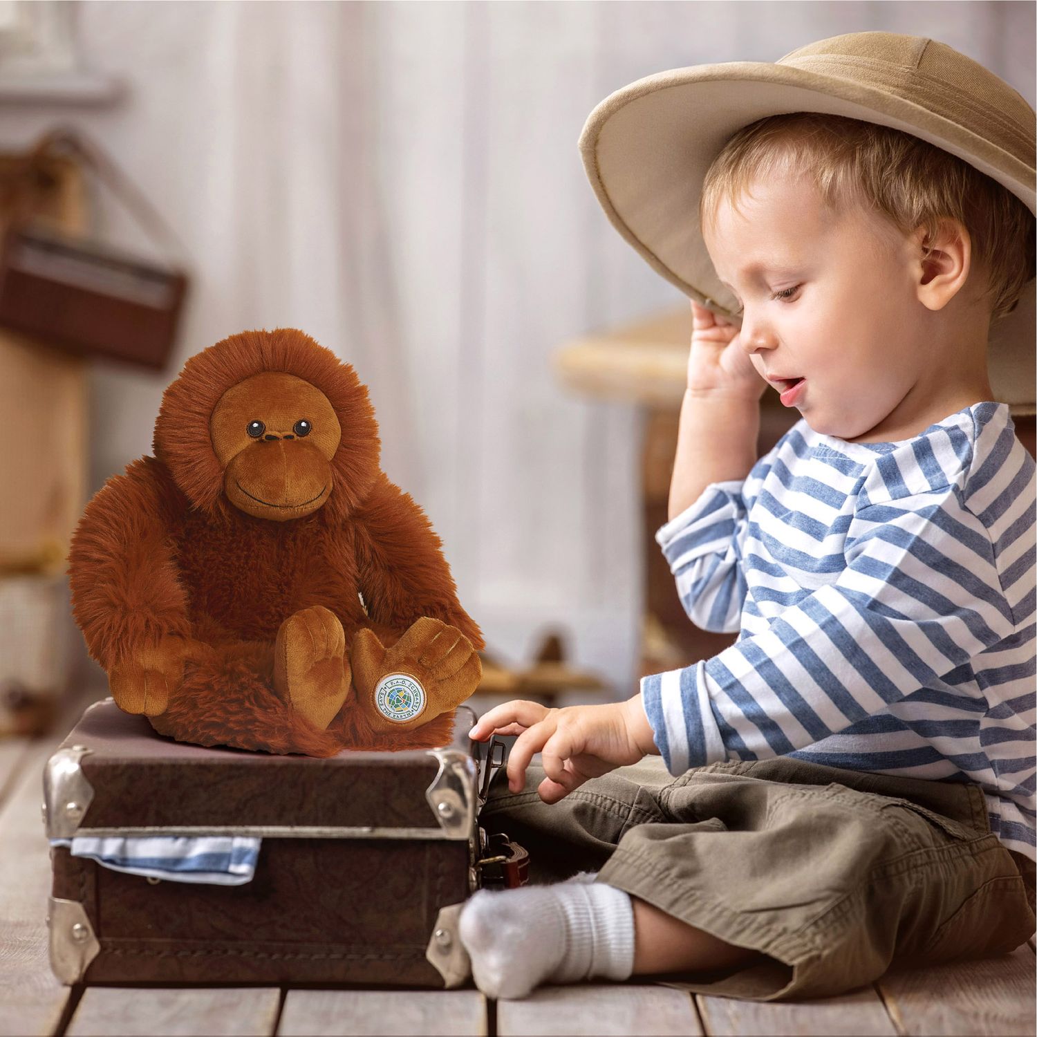 Orangotango di peluche 25 cm - FAO Schwarz