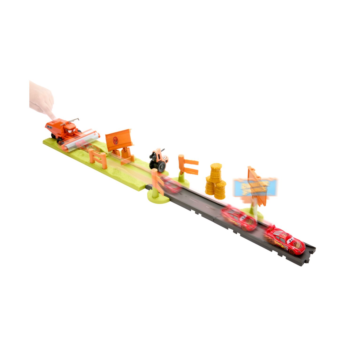 Cars - corsa acrobatica in fuga da frank, playset rampa con 2 modalità di gioco e 3 personaggi dal film - Cars, Disney